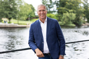 Kalle Svensson, mäklare på Industriförmedling